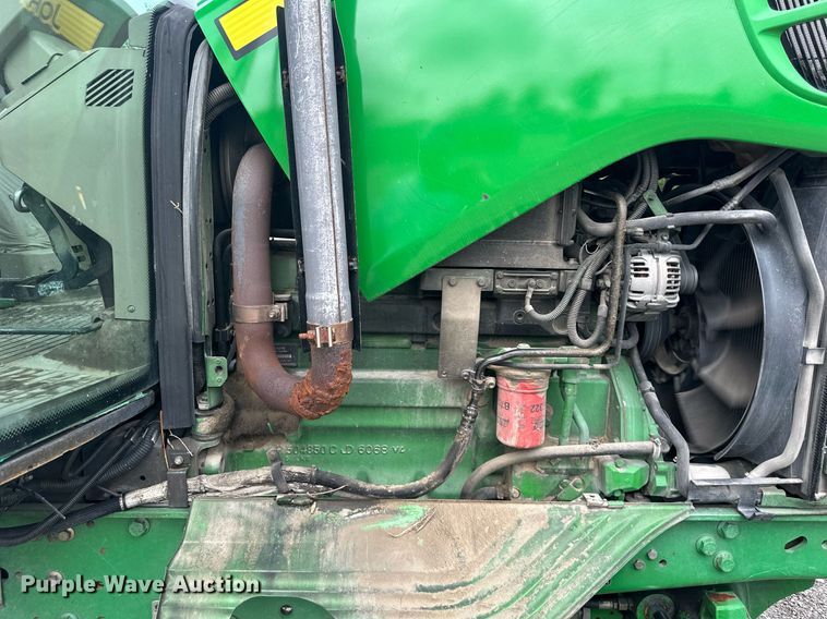 image for item DO5000 2009 John Deere 7130S  MFWD tractor