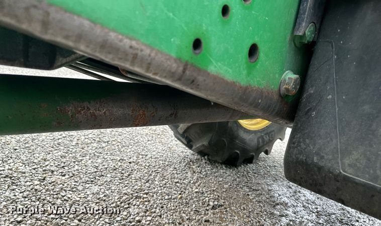image for item DO5000 2009 John Deere 7130S  MFWD tractor