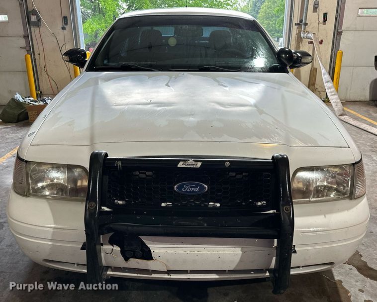 image for item DP3075 2008 Ford Crown Victoria Police Interceptor