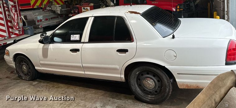 image for item DP3075 2008 Ford Crown Victoria Police Interceptor