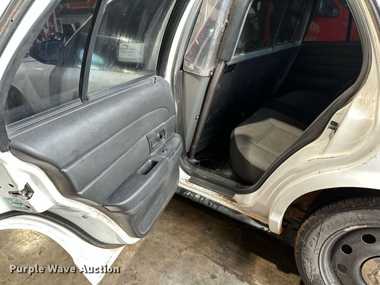 image for item DP3075 2008 Ford Crown Victoria Police Interceptor