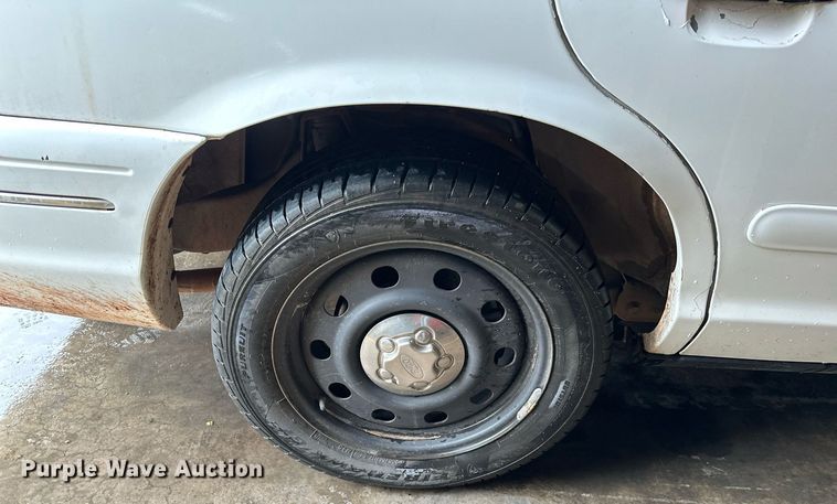 image for item DP3075 2008 Ford Crown Victoria Police Interceptor