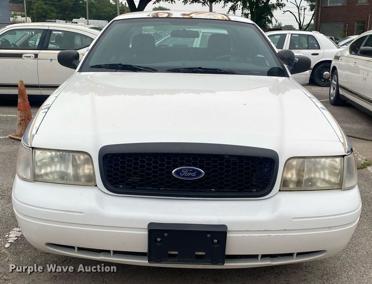 image for item DP3087 2005 Ford Crown Victoria Police Interceptor