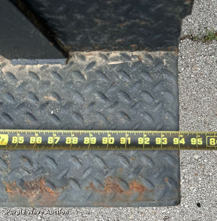 image for item DP3092 2002 International 4300  utility / service truck