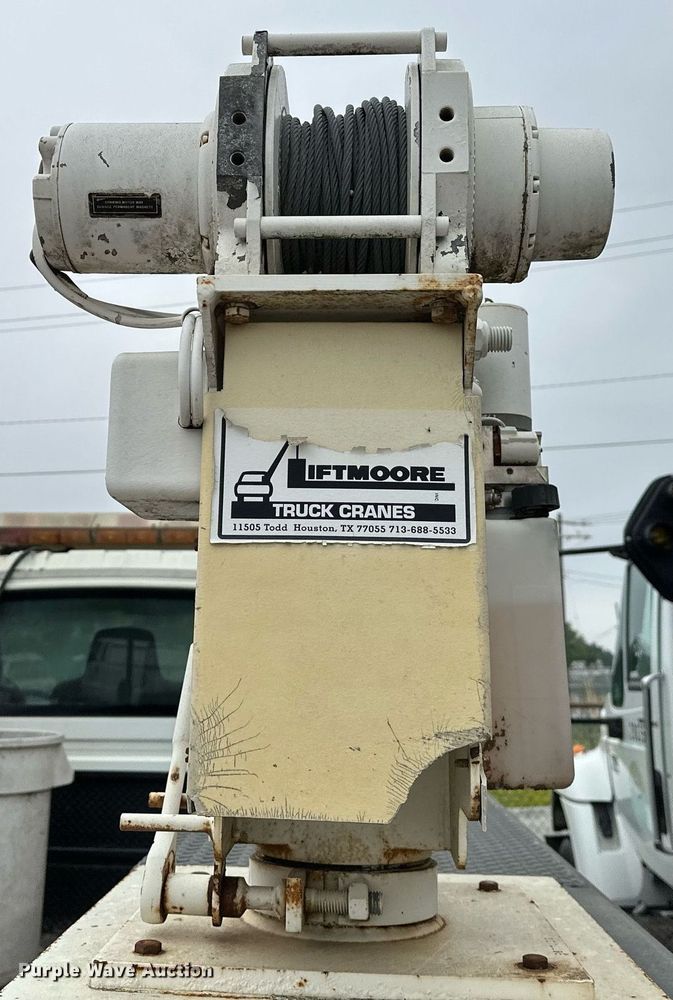 image for item DP3092 2002 International 4300  utility / service truck