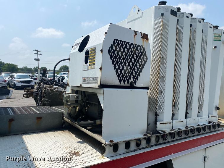 image for item DP3100 2000 International 4700  fuel / lube truck