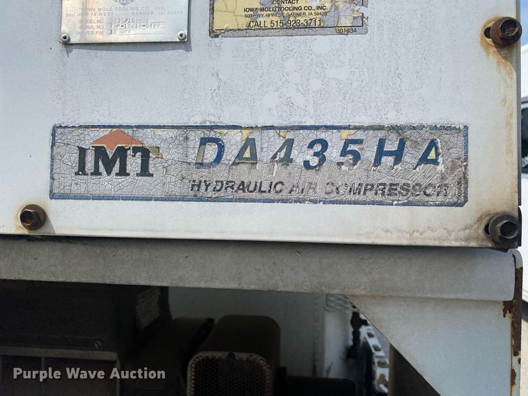 image for item DP3100 2000 International 4700  fuel / lube truck