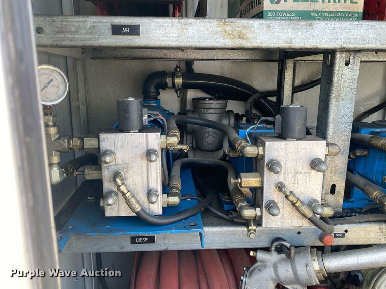 image for item DP3100 2000 International 4700  fuel / lube truck