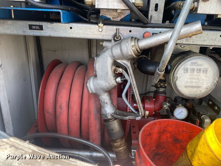 image for item DP3100 2000 International 4700  fuel / lube truck