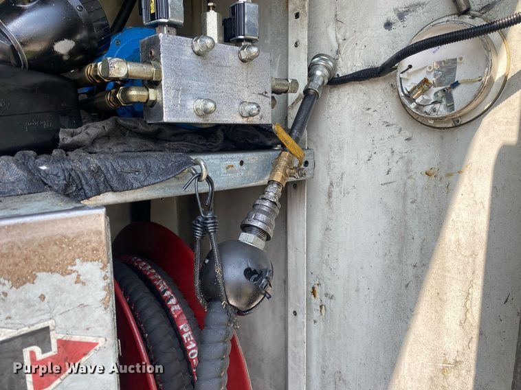 image for item DP3100 2000 International 4700  fuel / lube truck