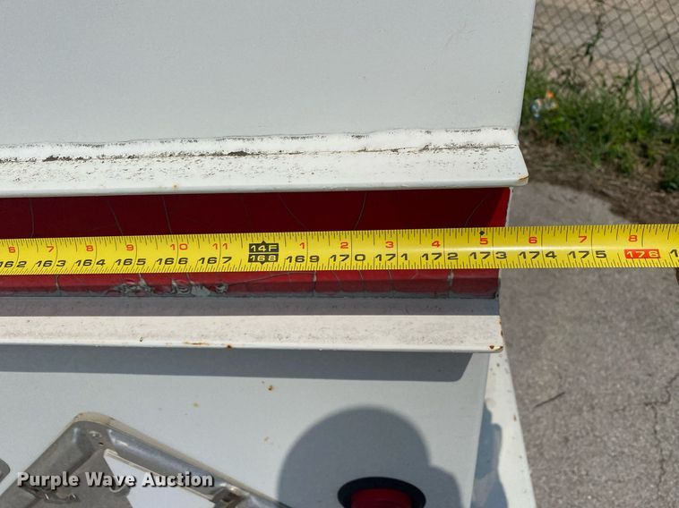 image for item DP3100 2000 International 4700  fuel / lube truck