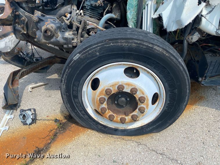 image for item DP3100 2000 International 4700  fuel / lube truck