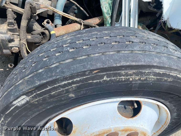 image for item DP3100 2000 International 4700  fuel / lube truck