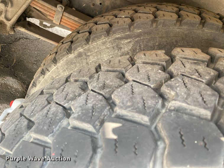 image for item DP3100 2000 International 4700  fuel / lube truck