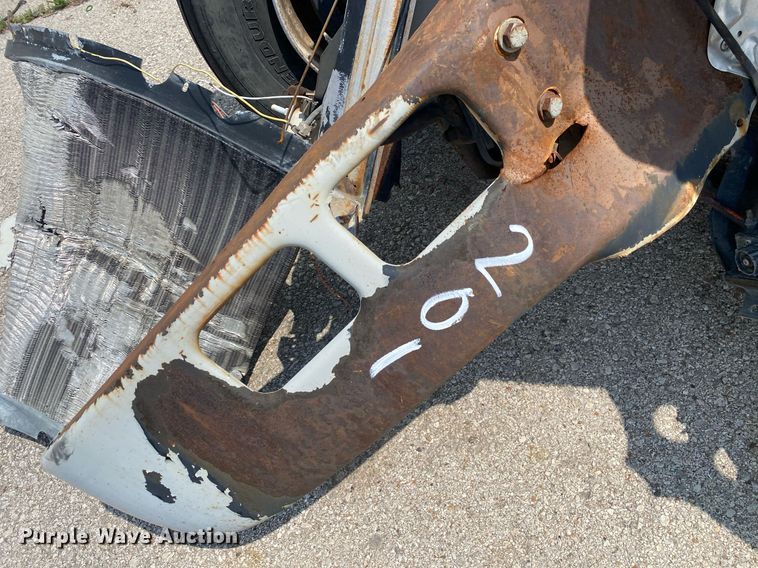 image for item DP3100 2000 International 4700  fuel / lube truck