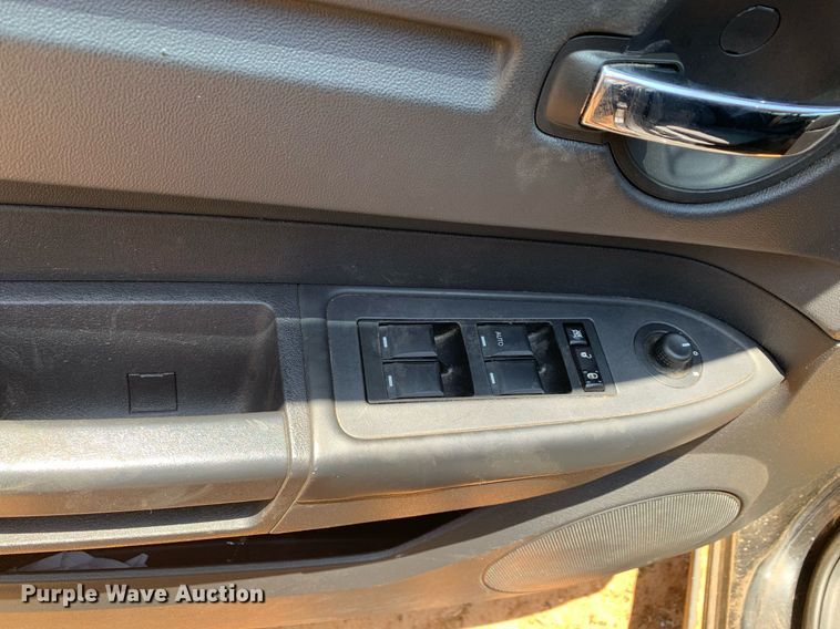 image for item DP8639 2010 Dodge Charger