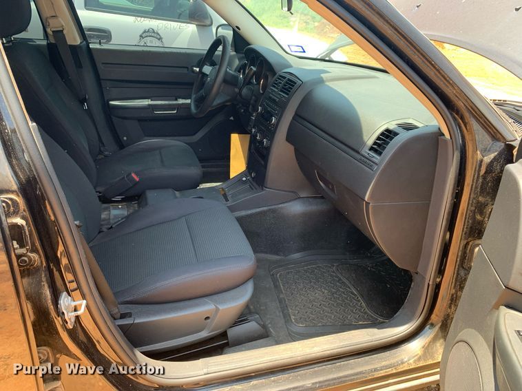 image for item DP8639 2010 Dodge Charger