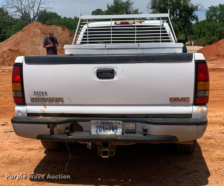 image for item DP8640 2005 GMC Sierra 1500  pickup truck
