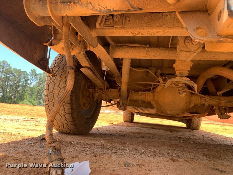 image for item DP8640 2005 GMC Sierra 1500  pickup truck