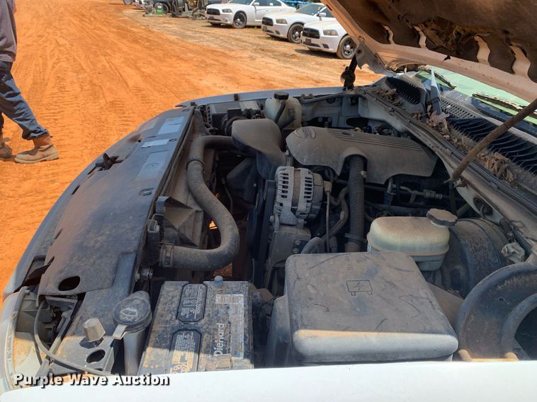 image for item DP8640 2005 GMC Sierra 1500  pickup truck