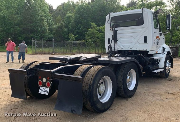 image for item DP8643 2014 International ProStar 113  semi truck