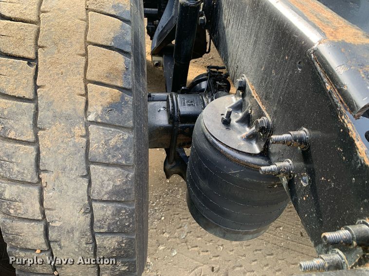 image for item DP8643 2014 International ProStar 113  semi truck