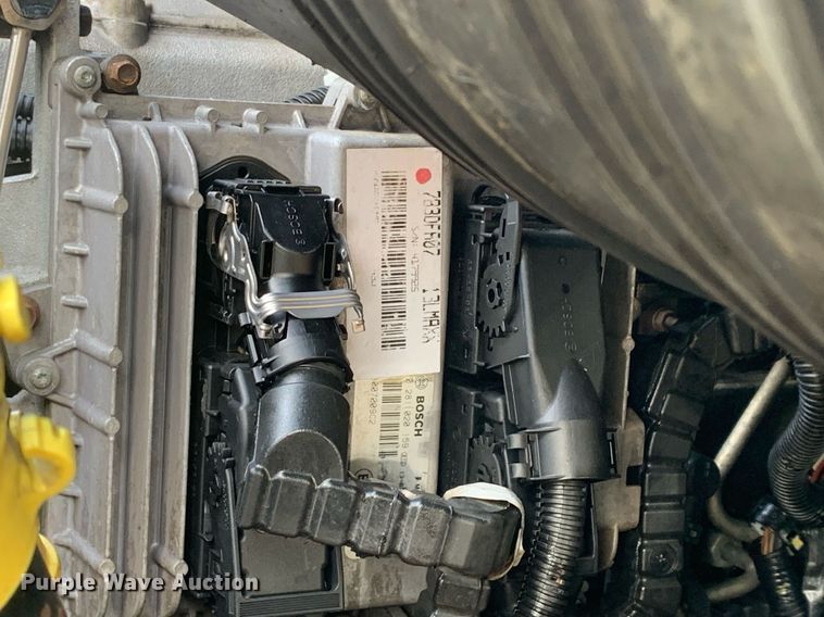 image for item DP8643 2014 International ProStar 113  semi truck