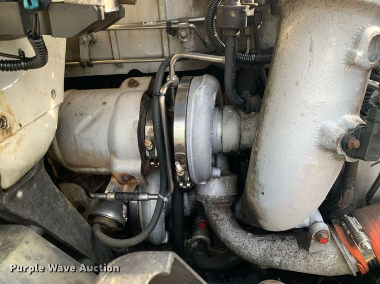 image for item DP8643 2014 International ProStar 113  semi truck