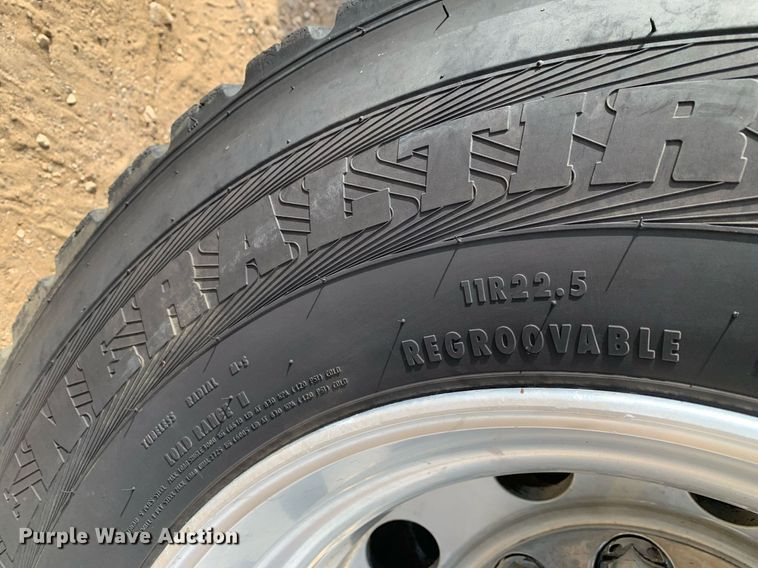 image for item DP8643 2014 International ProStar 113  semi truck