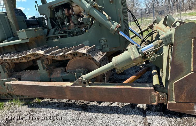 image for item DR5168 1988 Caterpillar D7G  dozer