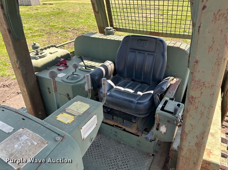 image for item DR5168 1988 Caterpillar D7G  dozer