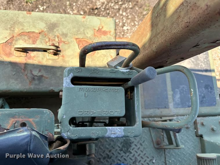 image for item DR5168 1988 Caterpillar D7G  dozer