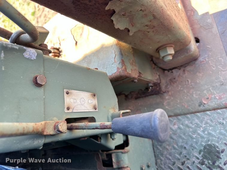 image for item DR5168 1988 Caterpillar D7G  dozer