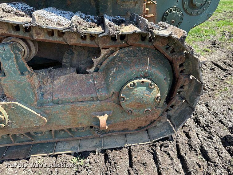image for item DR5168 1988 Caterpillar D7G  dozer