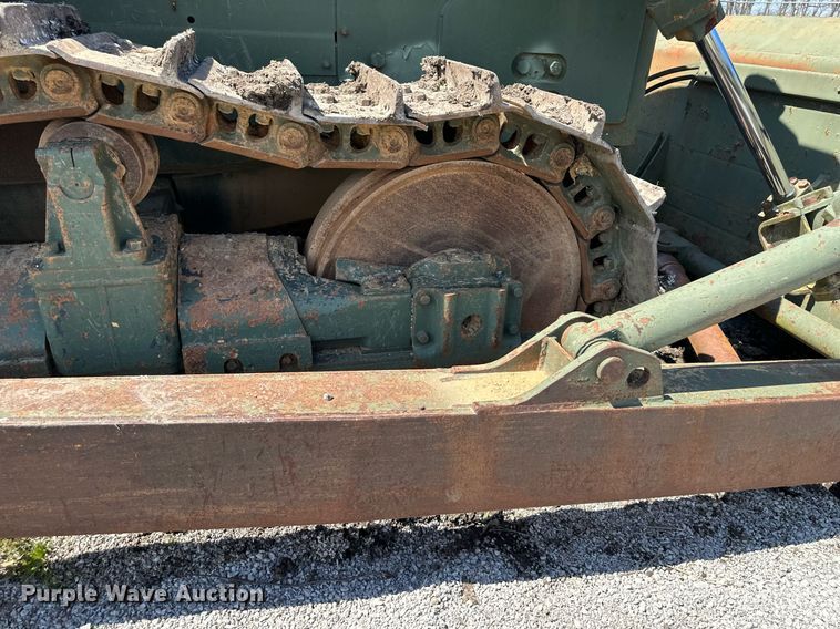 image for item DR5168 1988 Caterpillar D7G  dozer