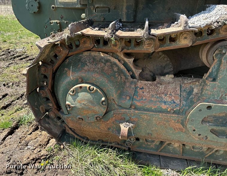 image for item DR5168 1988 Caterpillar D7G  dozer