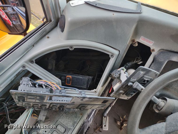 image for item DR8171 2008 Blue Bird Vision  school bus