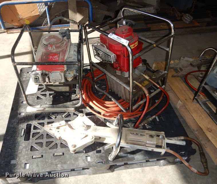 image for item IB9825 Hurst Jaws of Life  rescue equipment