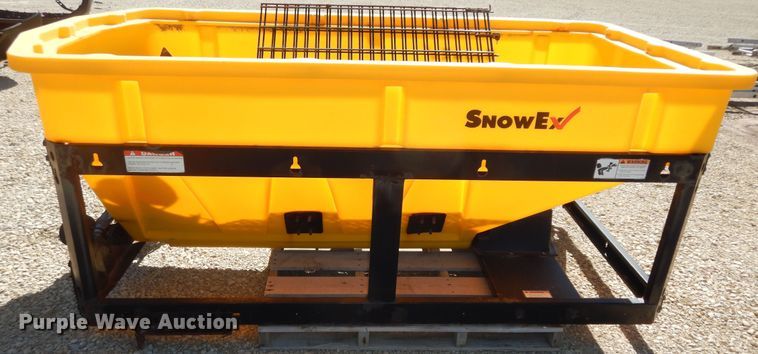 image for item IB9835 SnowEx V-Maxx 8500  spreader