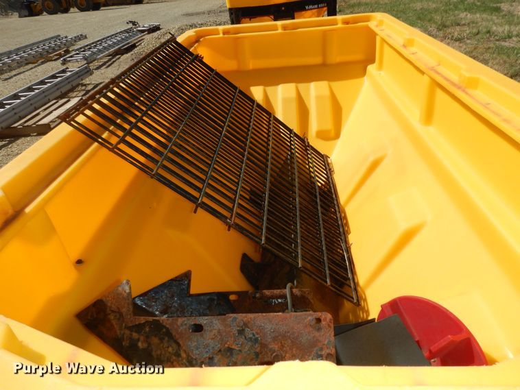 image for item IB9835 SnowEx V-Maxx 8500  spreader