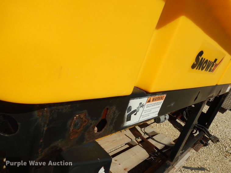 image for item IB9835 SnowEx V-Maxx 8500  spreader
