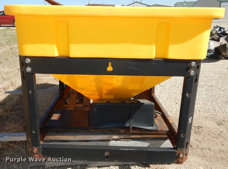 image for item IB9836 SnowEx V-Maxx 8500  spreader