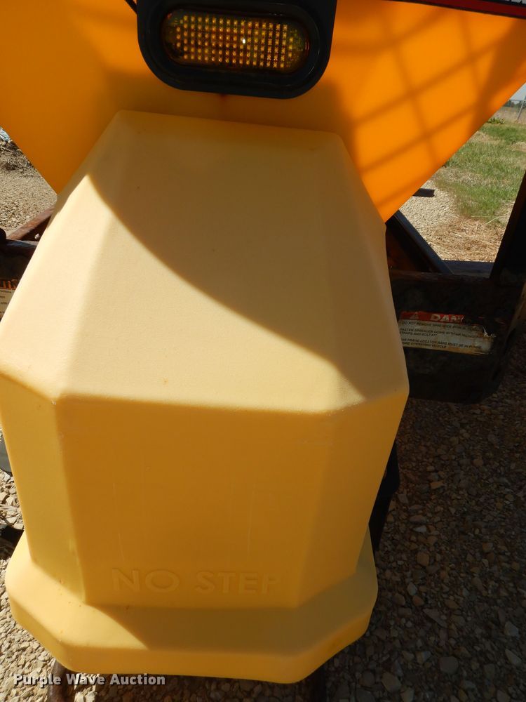 image for item IB9836 SnowEx V-Maxx 8500  spreader