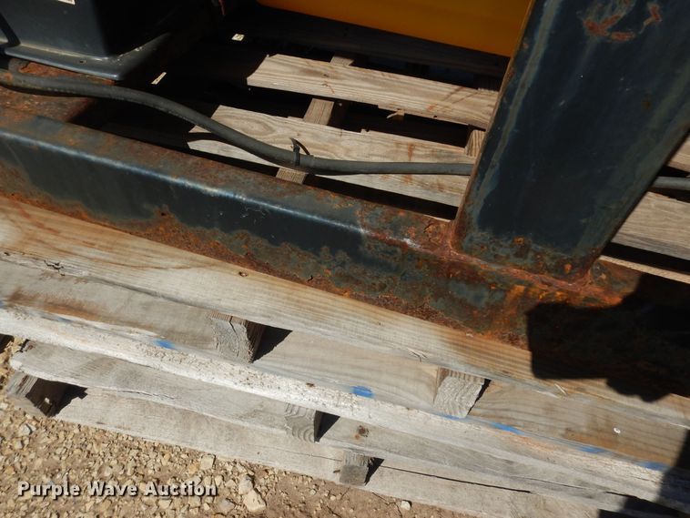 image for item IB9836 SnowEx V-Maxx 8500  spreader