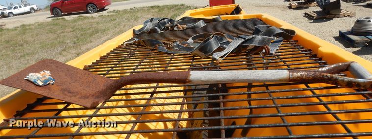 image for item IB9836 SnowEx V-Maxx 8500  spreader