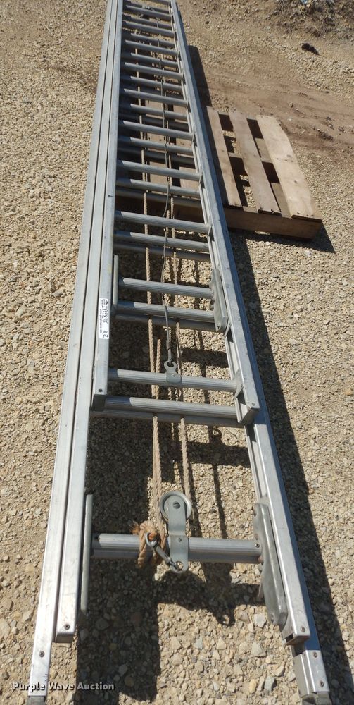 image for item IB9838 (3) ladders