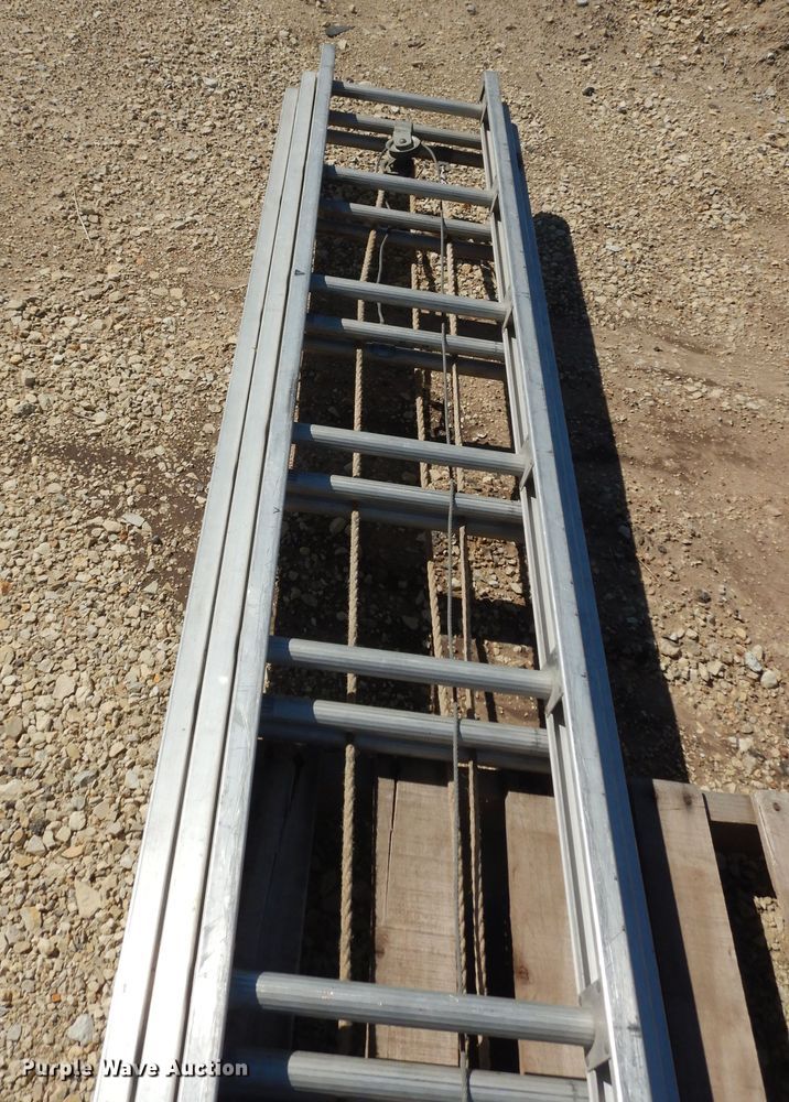 image for item IB9838 (3) ladders