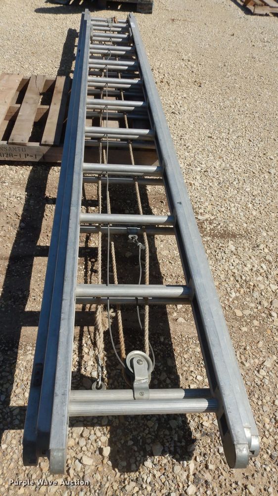 image for item IB9838 (3) ladders