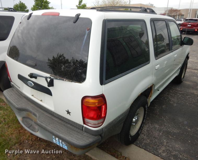 image for item IB9858 1999 Ford Explorer  SUV