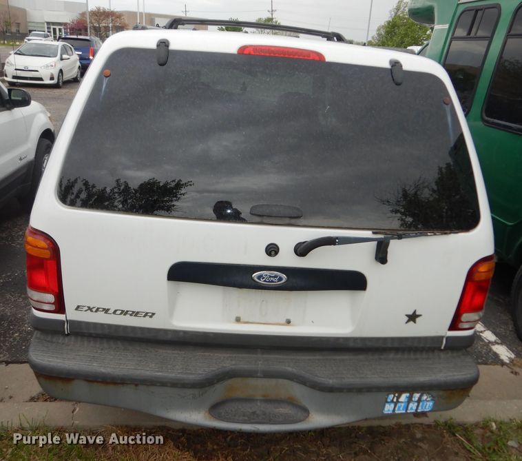 image for item IB9858 1999 Ford Explorer  SUV